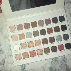 Lorac Mega Pro 3 palette